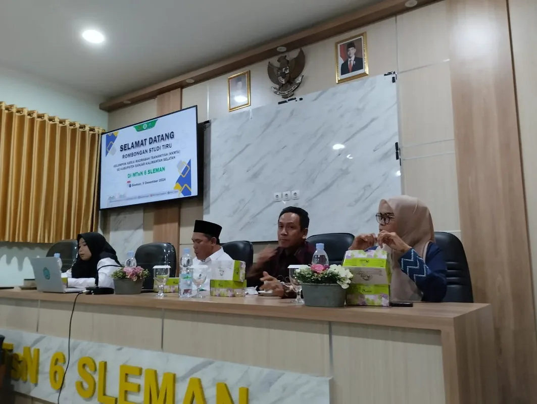 Rombongan K2MTs Kabupaten Banjar Kalsel Studi Tiru di MTsN 6 Sleman