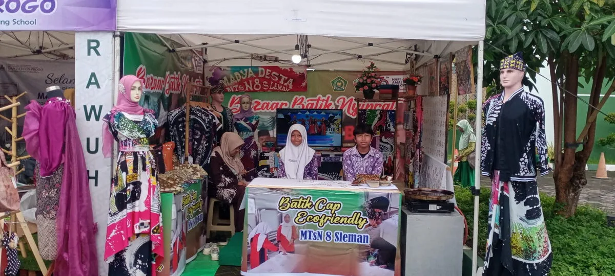 MTsN 8 Sleman Gelar Bazar Batik Nyiprat dalam Rangka Hari Amal Bhakti (HAB) Fest 2024