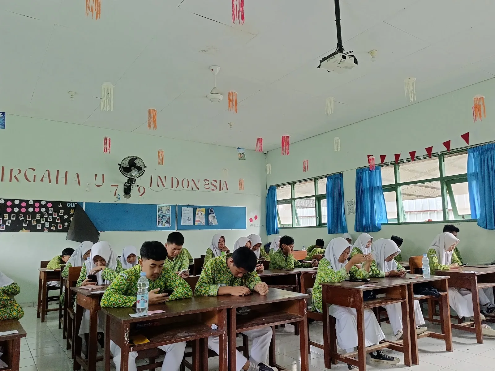 Pelaksanaan Penilaian Akhir Semester dan ASAS Semester Gasal 2024/2025 di MAN 5 Sleman Berjalan Lancar