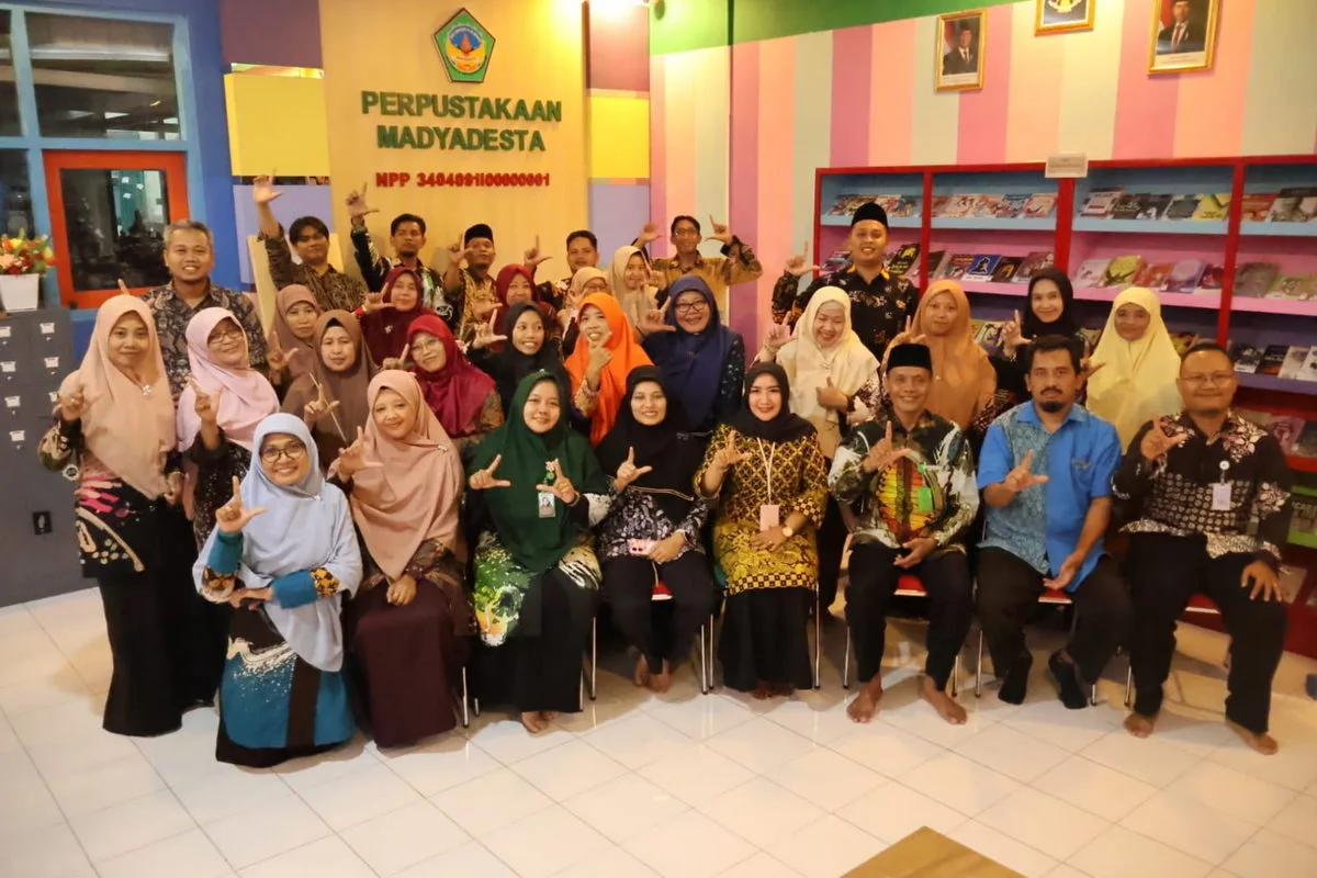 Visitasi Akreditasi Perpustakaan Madyadesta MTsN 8 Sleman