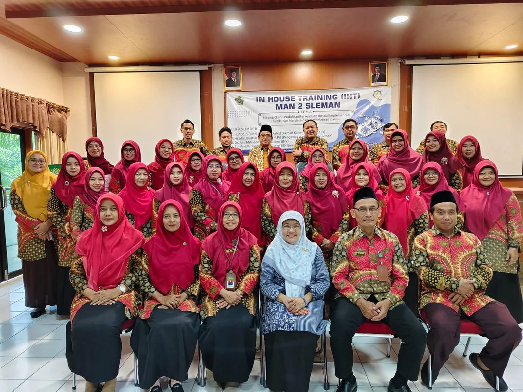 MAN 2 Sleman Tingkatkan Profesionalisme Guru dengan Pelatihan Penyusunan Modul Terintegrasi