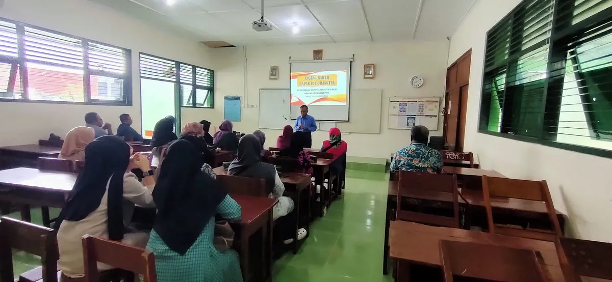 Sambil Menyelam Minum Air, Pembagian Rapor MTsN 3 Sleman Sekaligus Pertemuan POT