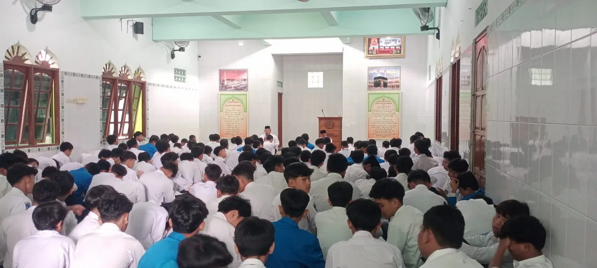 Mujahadah dalam Rangka Hari Amal Bhakti Kemenag Sleman Ke-79 di MTs Negeri 8 Sleman