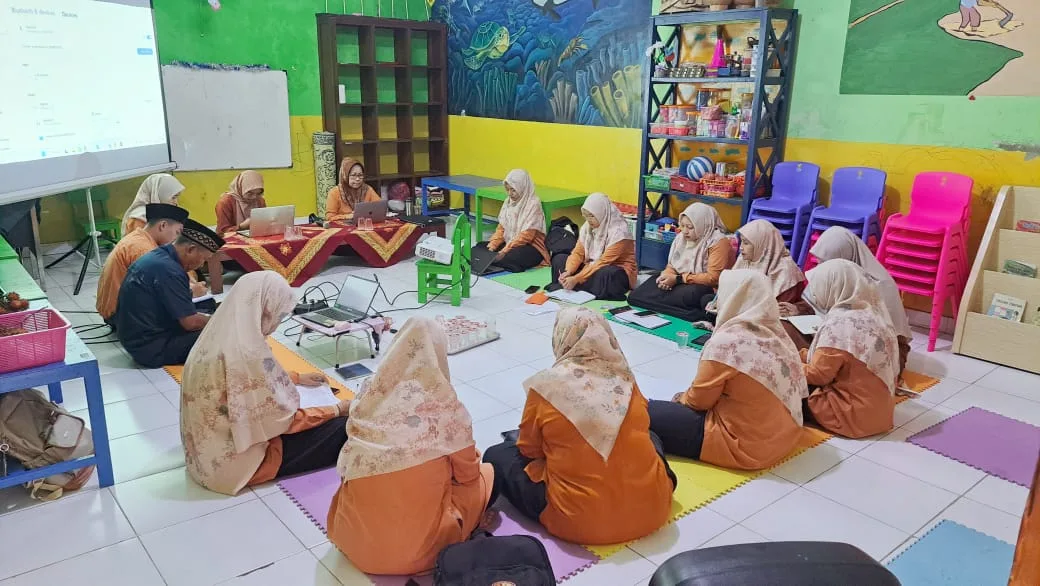 Kepala Sekolah RA Ar Rafif Gelar Rapat Koordinasi Evaluasi Laporan Kinerja Semester 1 Tahun Ajaran 2024-2025