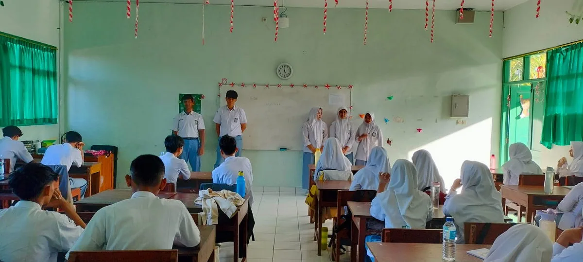 Senin Bersinar: Meningkatkan Keterampilan Berbicara Siswa MAN 2 Sleman Melalui Pengajian Kelas