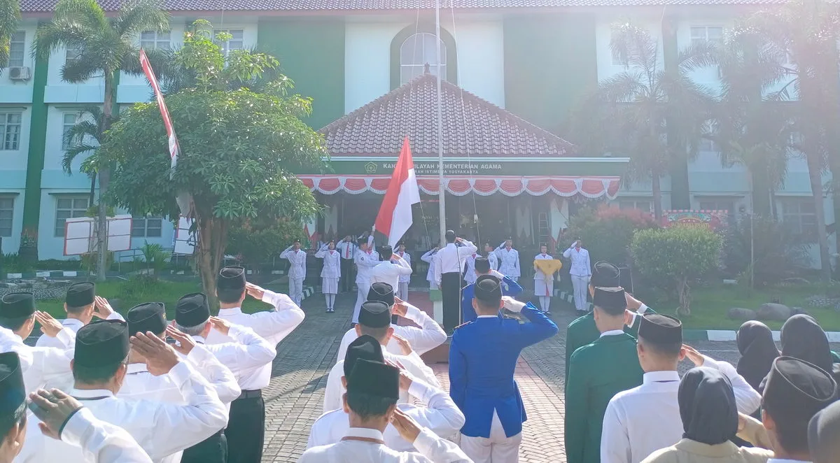 Siswa MAN 1 Sleman Sukses Bertugas pada Upacara HAB ke-79 di Kanwil Kemenag DIY