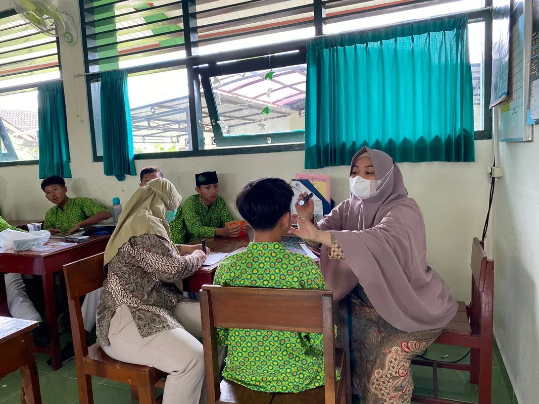 Bekerja Sama dengan Puskesmas II Ngemplak, MTsN 3 Sleman Lakukan Screening Kesehatan Siswa