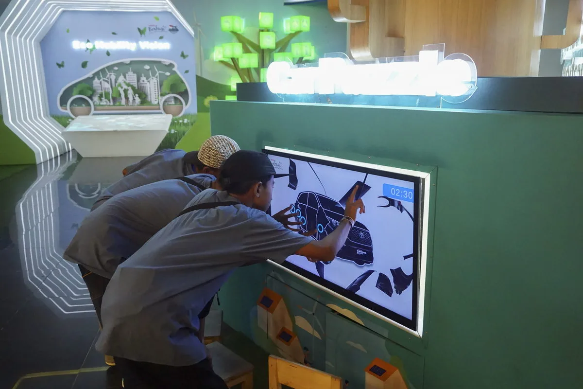 Museum Angkut jadi Destinasi Favorit Siswa MTsN 1 Sleman dalam Studi Wisata