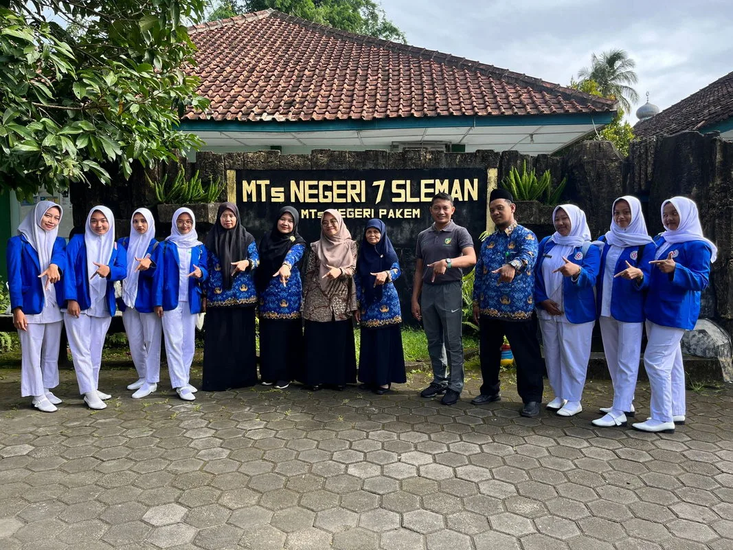MTsN 7 Sleman Terima Duta Kesehatan dari SMK Kesehatan Binatama