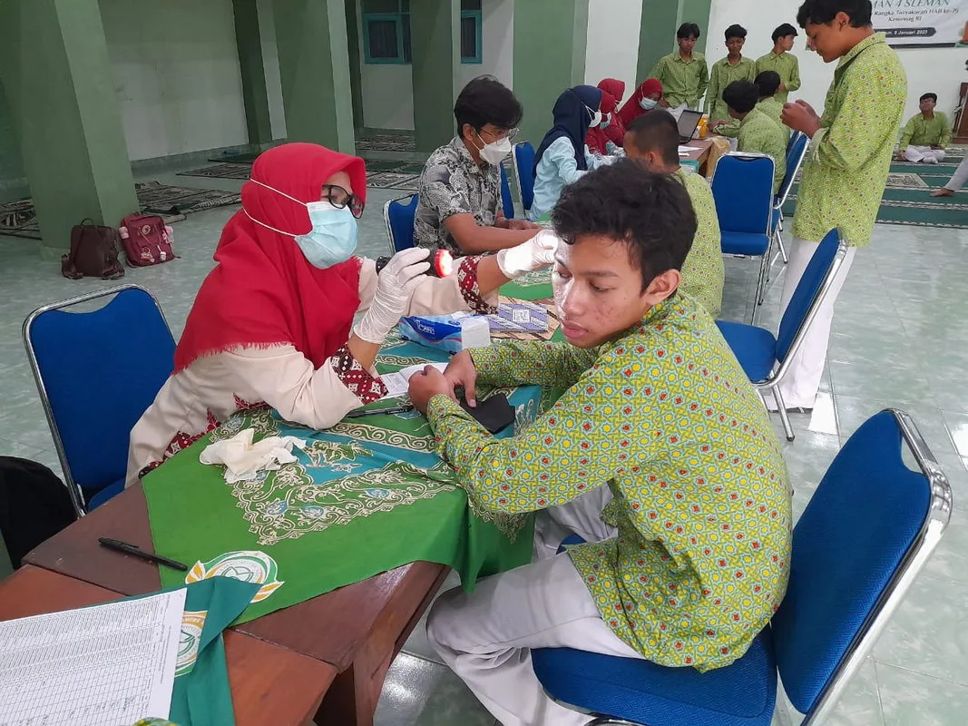 Siswa MAN 4 Sleman Ikuti Skrining Kesehatan dari Pukesmas Pakem