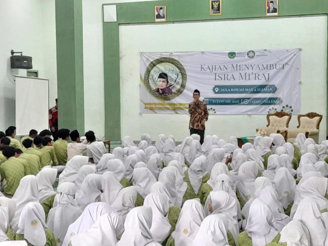 Peringatan Isra Mi’raj di MAN 4 Sleman: Momentum Perkuat Iman dan Ilmu