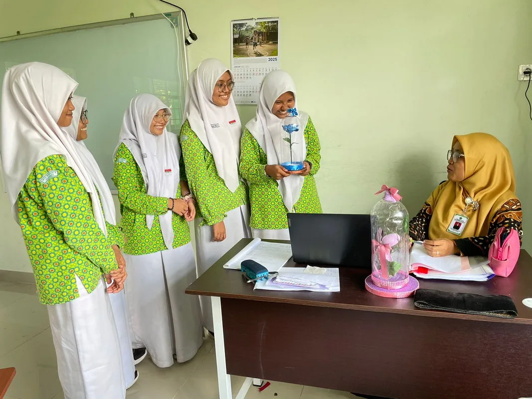 Dari Seni hingga Sains, Siswa Kelas IX MTsN 4 Sleman Jalani Ujian Praktik