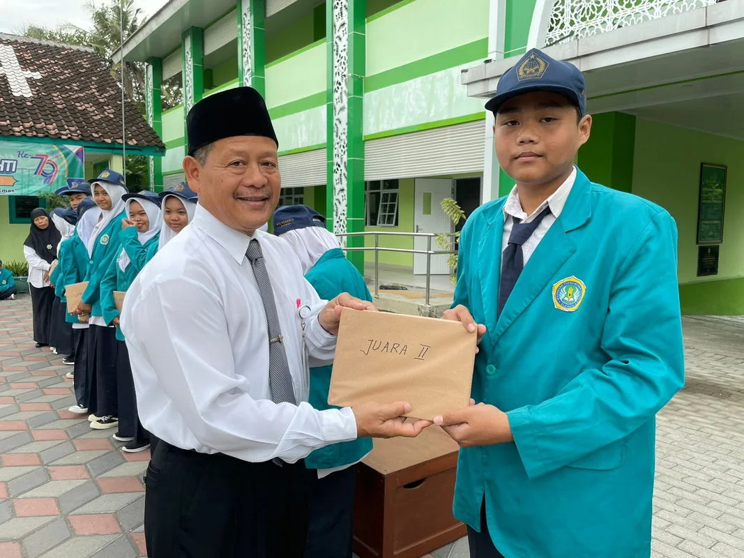 MTsN 4 Sleman Apresiasi Prestasi Siswa, Penghargaan untuk 3 Terbaik di Setiap Kelas