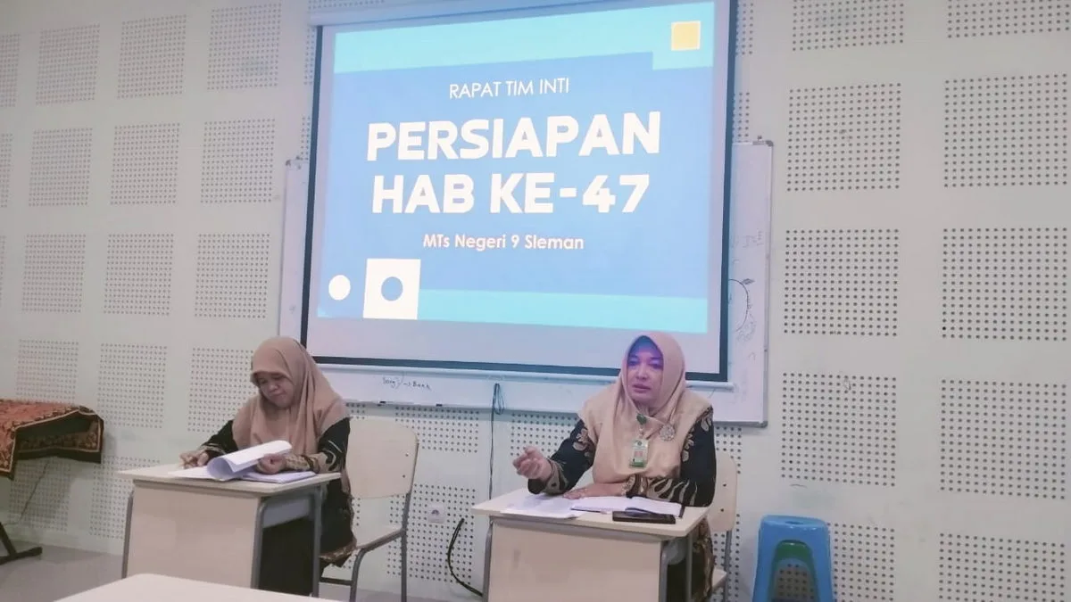 Panitia Inti Hari Amal Bakti MTs Negeri 9 Sleman Gelar Rapat Terbatas