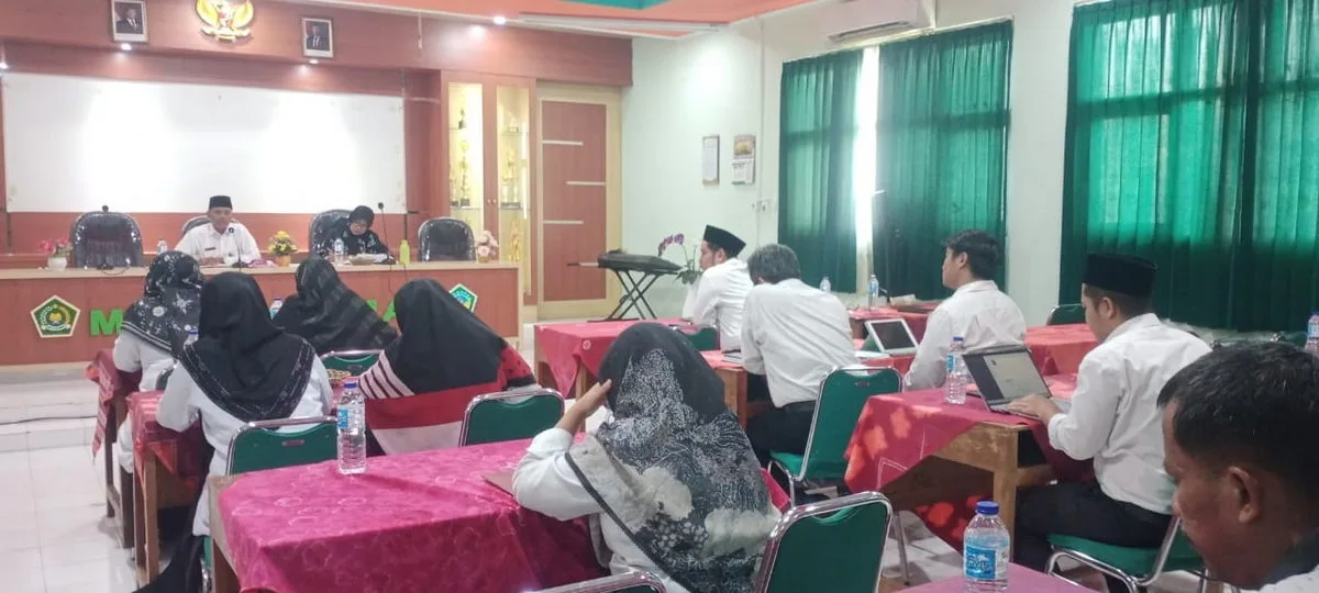 Panitia Pembinaan Karakter Kelas 9 MTsN 8 Sleman Gelar Rapat Koordinasi