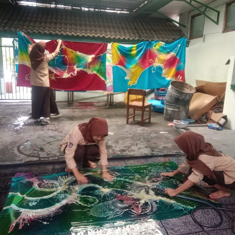 Unggulan Batik MTsN 8 Sleman Salah Satu Kerajinan Yang Bikin Keranjingan