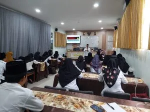 Optimalisasi Strategi Literasi Membaca, MTsN 8 Sleman Ikuti MGMP Bahasa Inggris