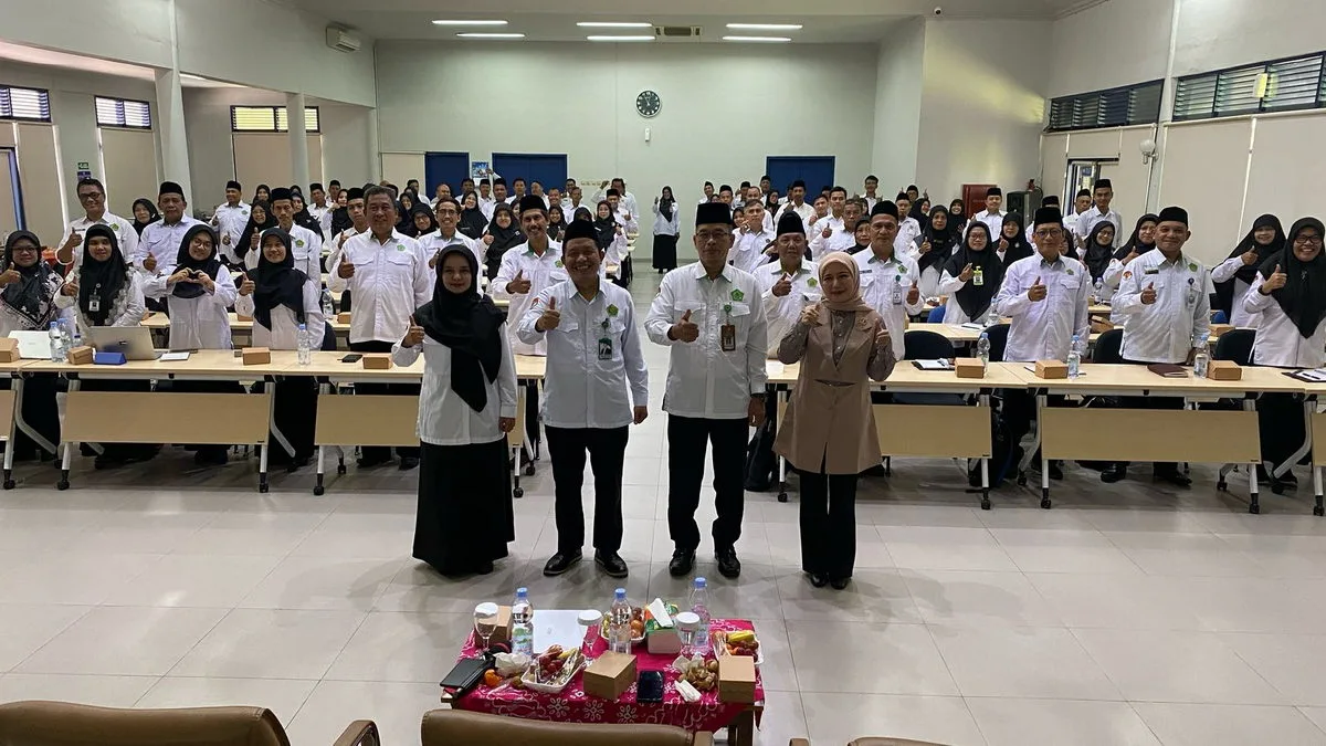 Humas MTsN 9 Sleman Tingkatkan Kompetensi di Pelatihan Protokoler Se-DIY
