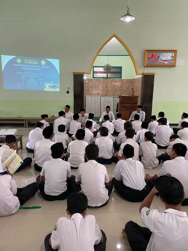 MTsN 4 Sleman Gelar Simaan dan Muqoddaman Al-Qur’an, Songsong Ramadhan 1446 H dengan Khidmat
