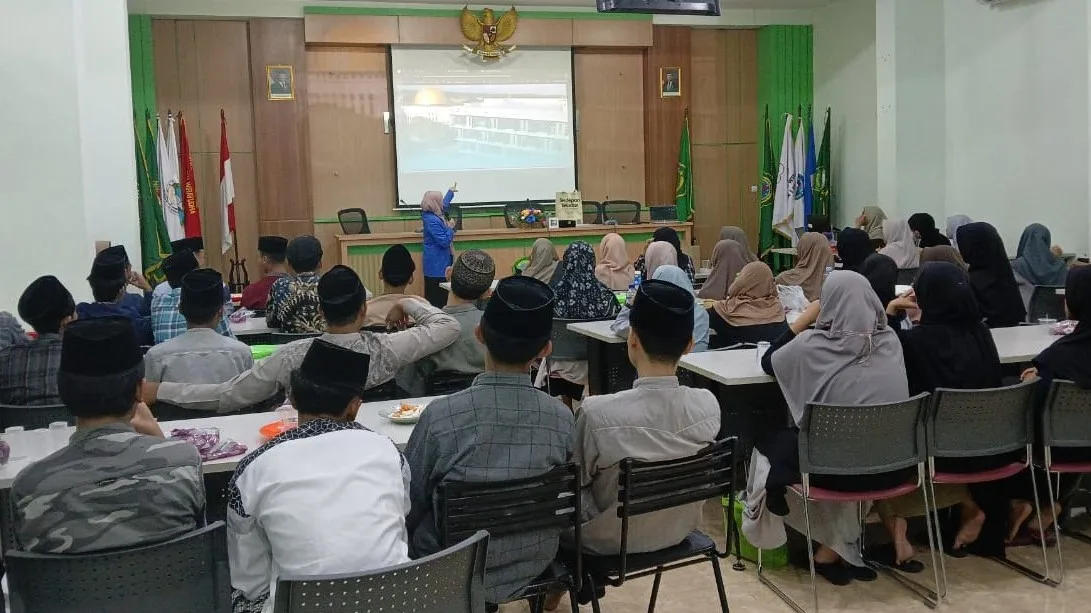 Sosialisasi PMB UII bagi Santri Asrama Al Uswah MAN 1 Sleman