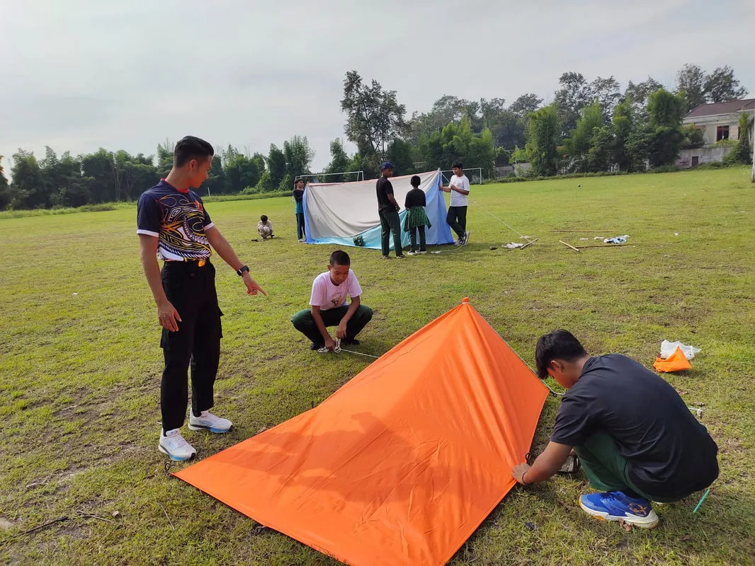 Tunjukkan Kecakapan dan Keterampilan, Pramuka LT-2 Dirikan Bivak