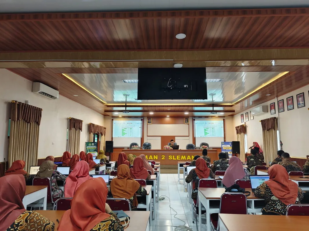 Hari Kedua Review Kurikulum 2025/2026 di MAN 2 Sleman: Presentasi dan Masukan untuk Perbaikan