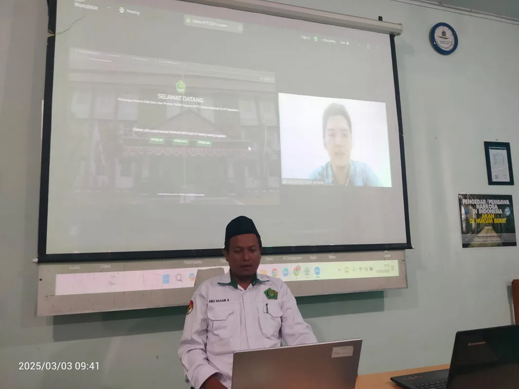Operator MTs Negeri 9 Sleman Ikuti Rapat Sosialisasi PPDB Jalur Prestasi Tahfidz Terpadu