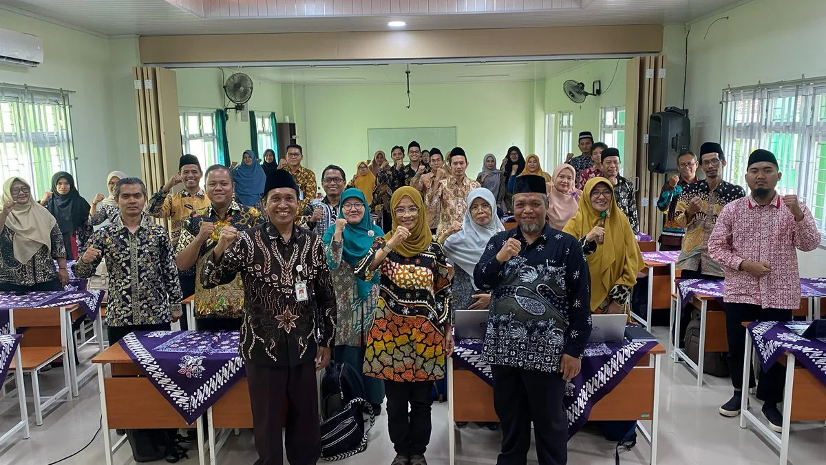 Pengembangan Kurikulum Madrasah, Waka Kurikulum MTsN 8 Sleman Hadiri Bimtek di MTsN 1 Sleman