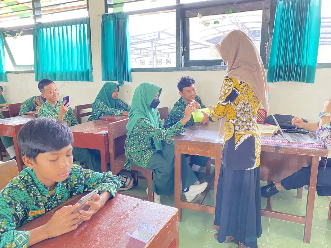 Sambut Bulan Ramadan Penuh Berkah, MTs Negeri 3 Sleman Galakkan Sedekah