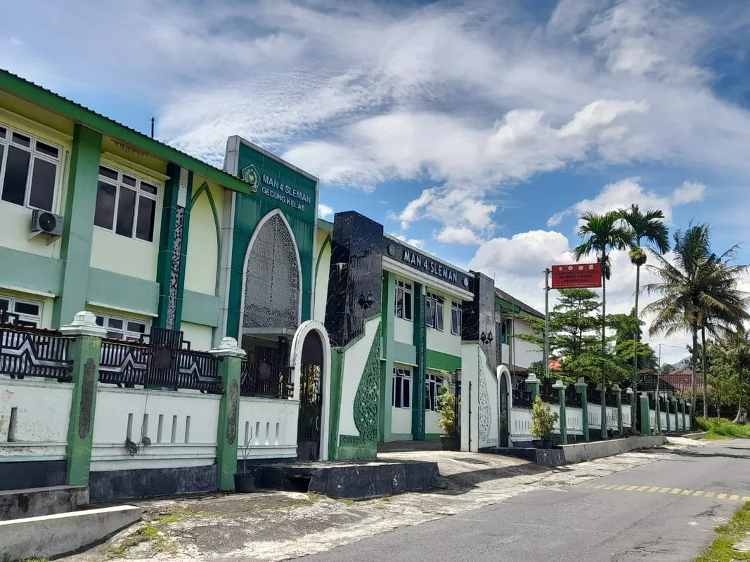 Alhamdulillah! Delapan Siswa MAN 4 Sleman Sukses Lolos SNBP 2025 di PTN Impian