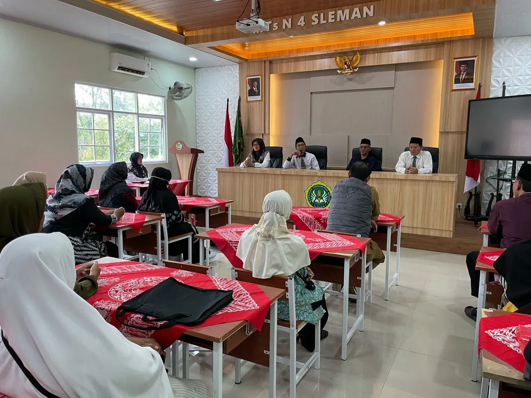 Proses Daftar Ulang PPDB JPTT di MTsN 4 Sleman Berjalan Tertib dan Lancar