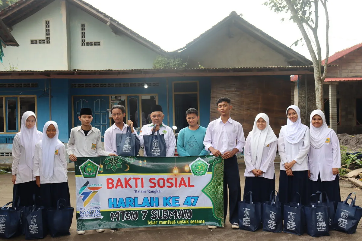 Bakti Sosial Ikut Semarakkan Harlah ke-47 MTsN 7 Sleman