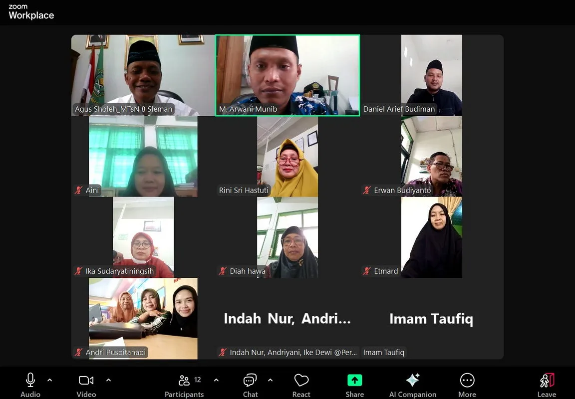 MTsN 8 Sleman Gelar Rapat Daring Persiapan Workshop Peningkatan Kualitas Guru dan Rapat Kerja 2025