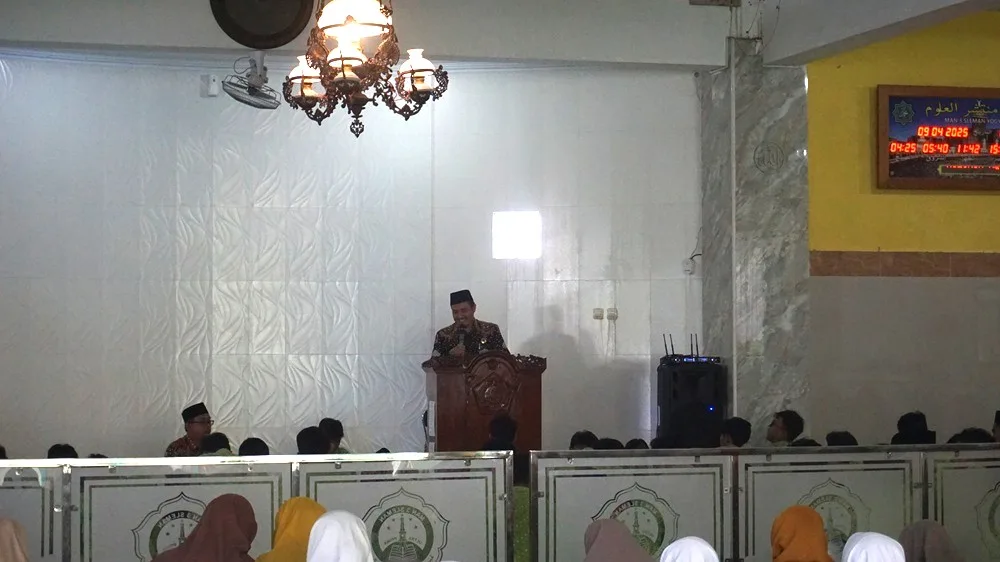 Kepala MAN 3 Sleman Sampaikan Hikmah Bulan Syawal Saat Halal Bihalal Bersama Siswa