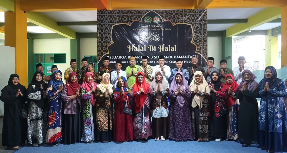 Perkuat Silaturahmi, Keluarga Besar MAN 3 Sleman Adakan Halal Bihalal