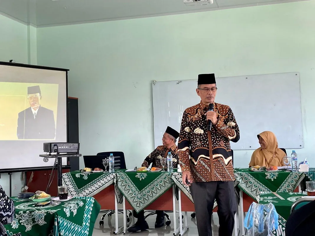 Raker  MTsN 10 Sleman Kakanmenag Sleman Ingatkan Pentingnya Integritas dan Dedikasi