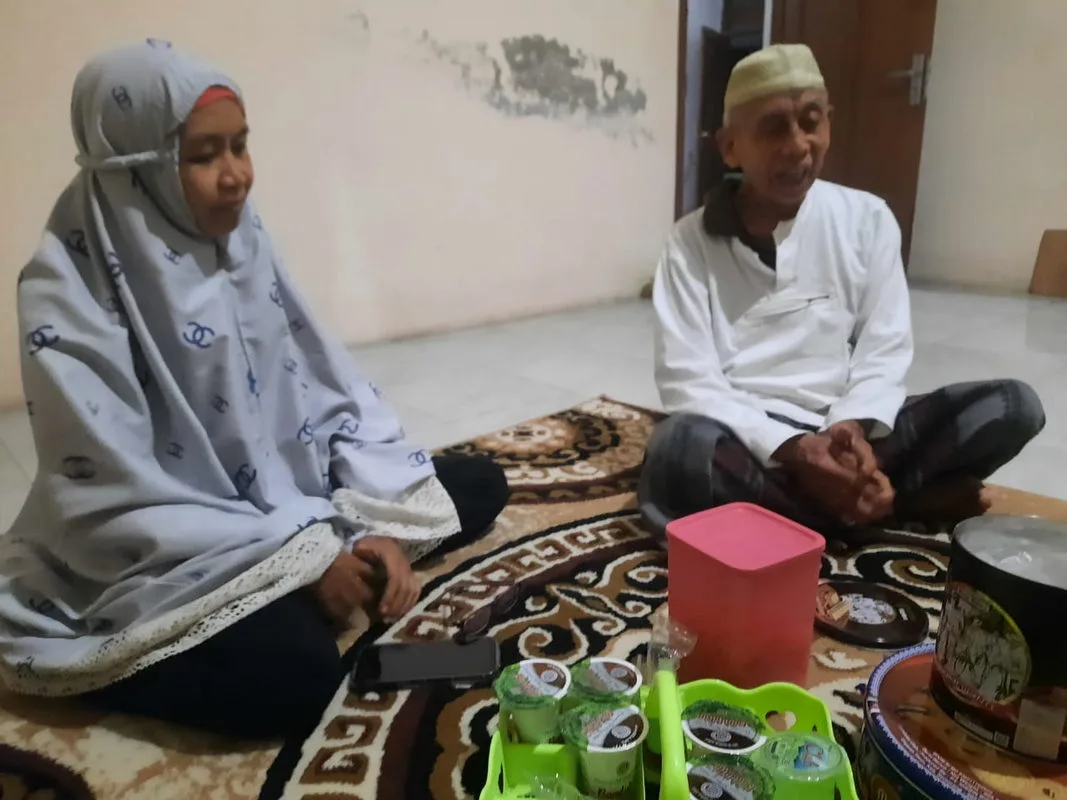Guru dan Pegawai MTsN 8 Sleman Laksanakan Silaturahmi ke Rumah Ibu Etik Mardiyah