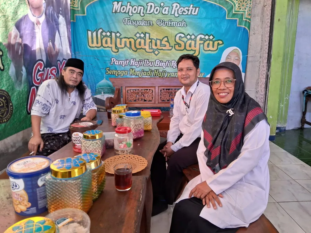 Guru MTsN 8 Sleman Silaturahmi ke Rumah Alumni Gus Yusuf “Macul Langit”