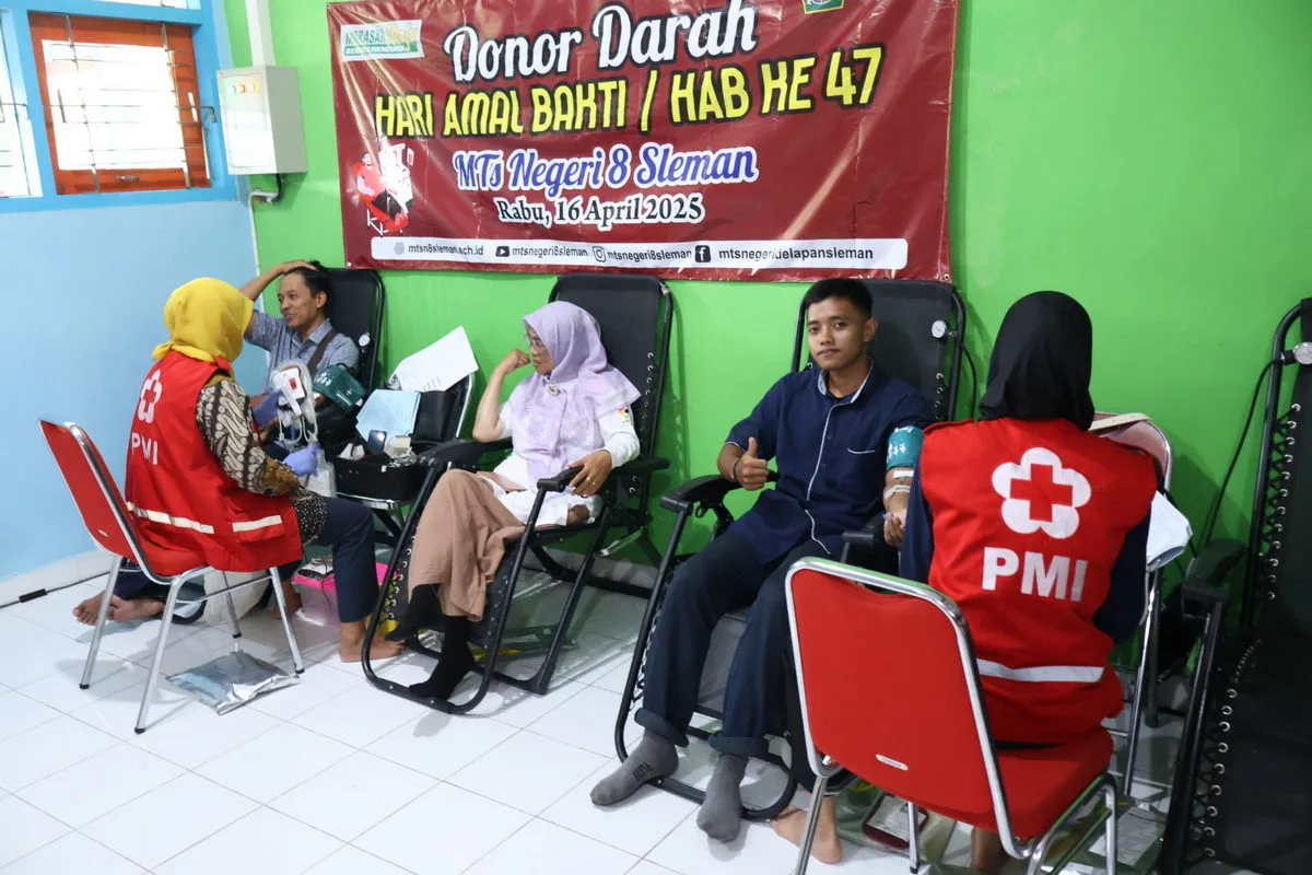 Alumni MTsN 8 Sleman Antusias Ikuti Donor Darah Peringatan HAB ke-47
