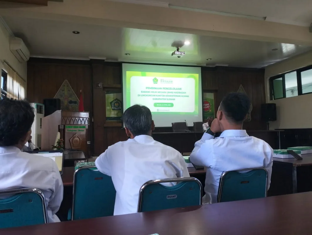 Pegawai MTsN 8 Sleman Ikuti Pembinaan Pengelolaan Barang Milik Negara (BMN) Kemenag SLeman