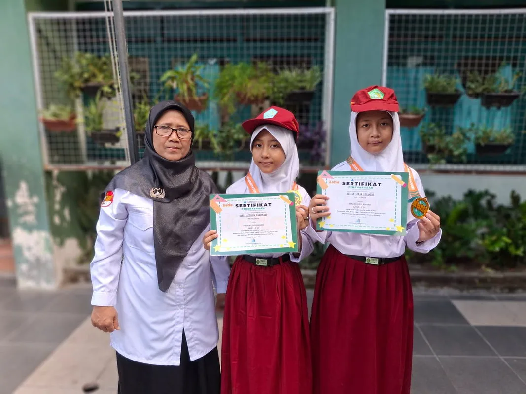 Dua Siswa MIN 1 Sleman Raih Gold Award dalam Final Kompetisi Mapel DIY 2025