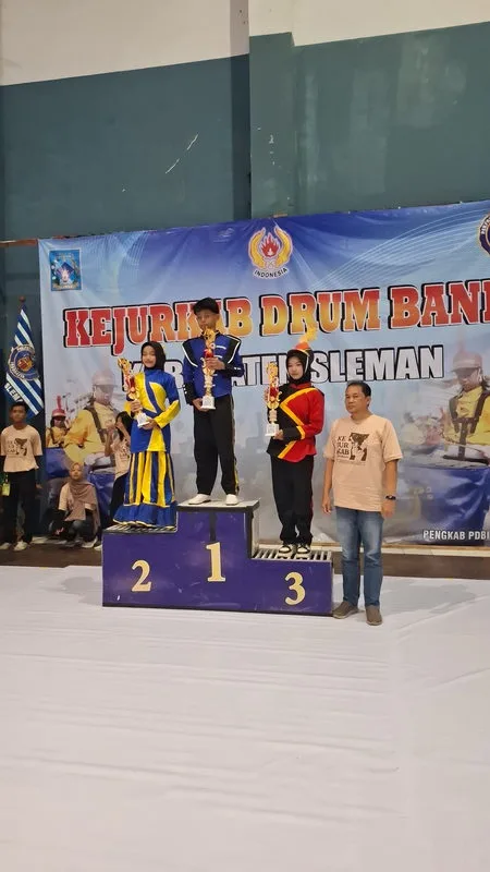 Gema Swara Masda MTsN 2 Sleman Kembali Raih Prestasi di Kejurkab Drumband 2025