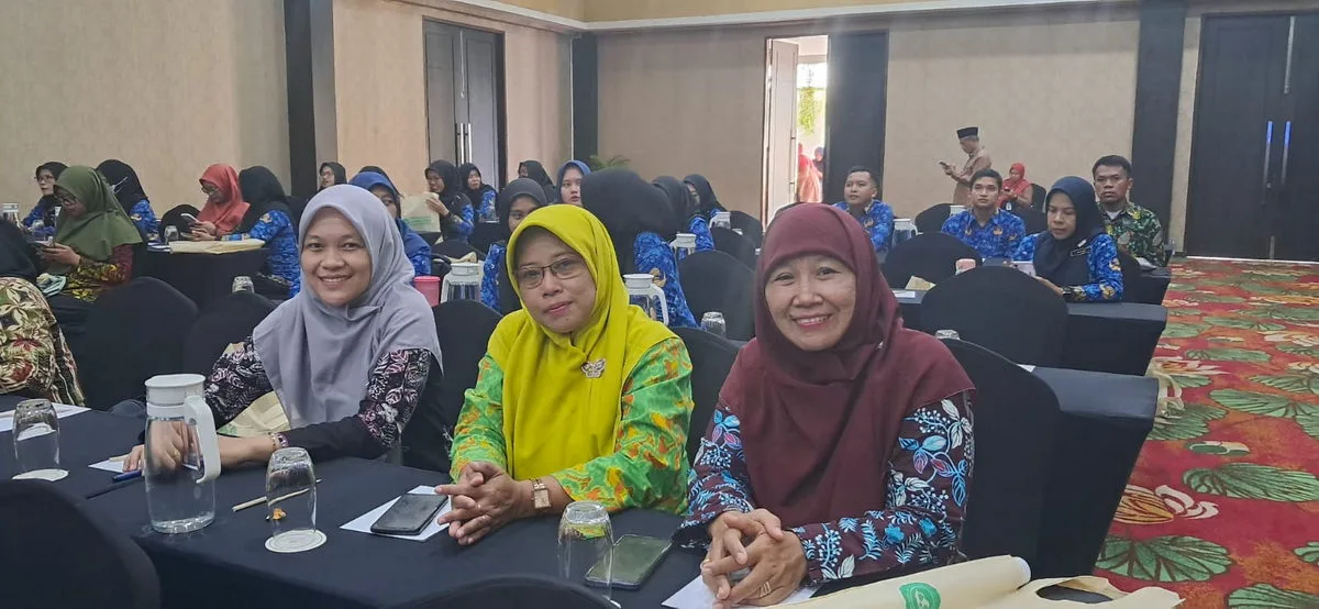 Guru BK MTsN 2 Sleman Ikuti FGD “Mengapa Memilih SMK?”