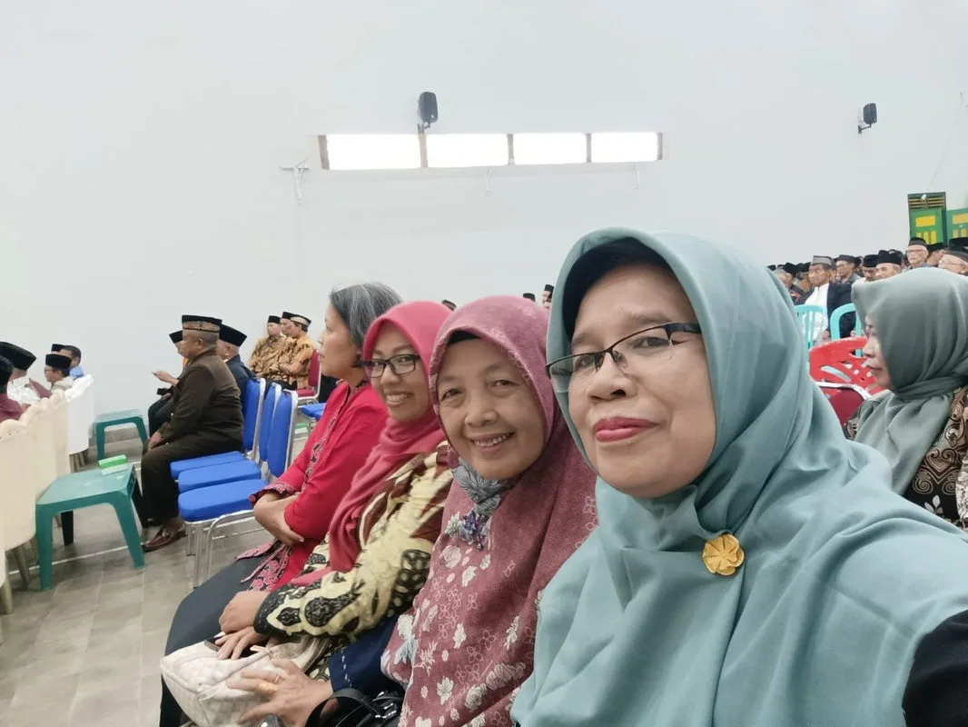 Kepala MTsN 2 Sleman Hadiri Syawalan Pemerintah Kelurahan Margorejo