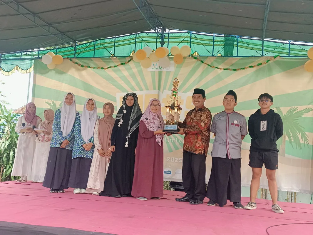 MTsN 6 Sleman Raih Kejuaraan Lomba di MAN 2 Yogyakarta