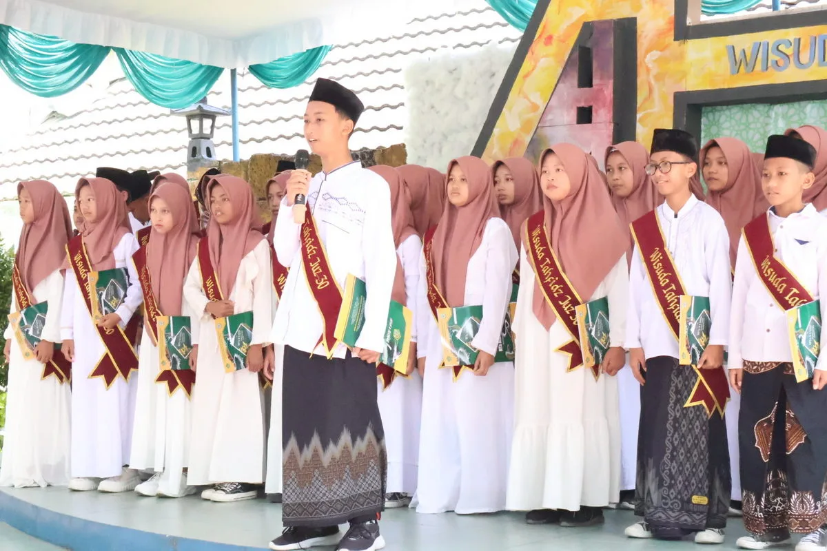 Wisudawan Tahfidz MTsN 8 Sleman Unjuk Hafalan di Puncak HAB ke-47
