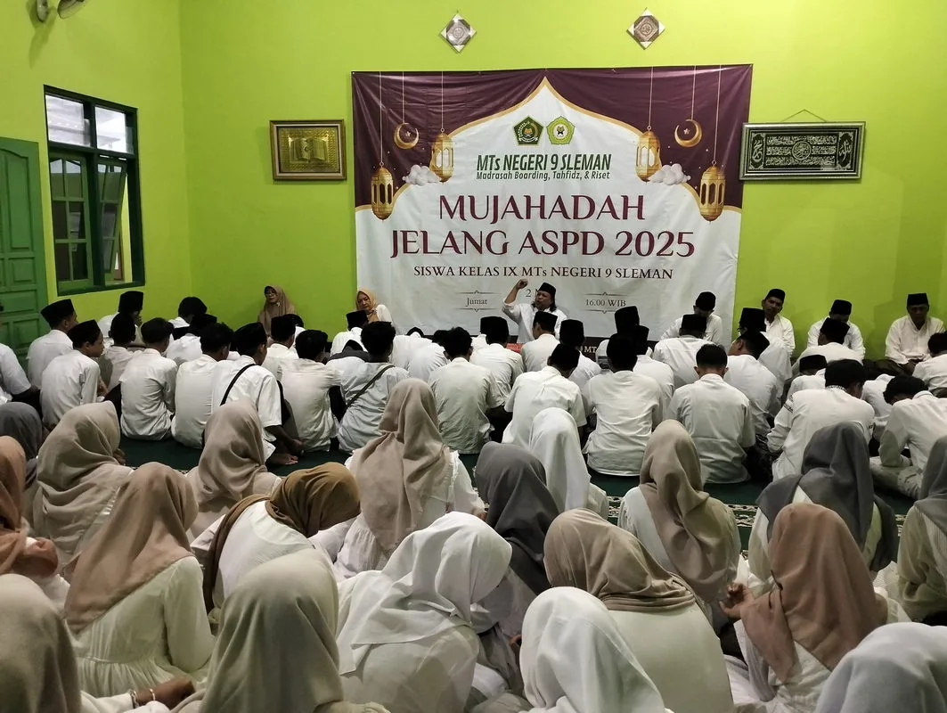 MTsN 9 Sleman Gelar Mujahadah Jelang ASPD Kelas IX Tahun Ajaran 2024/2025