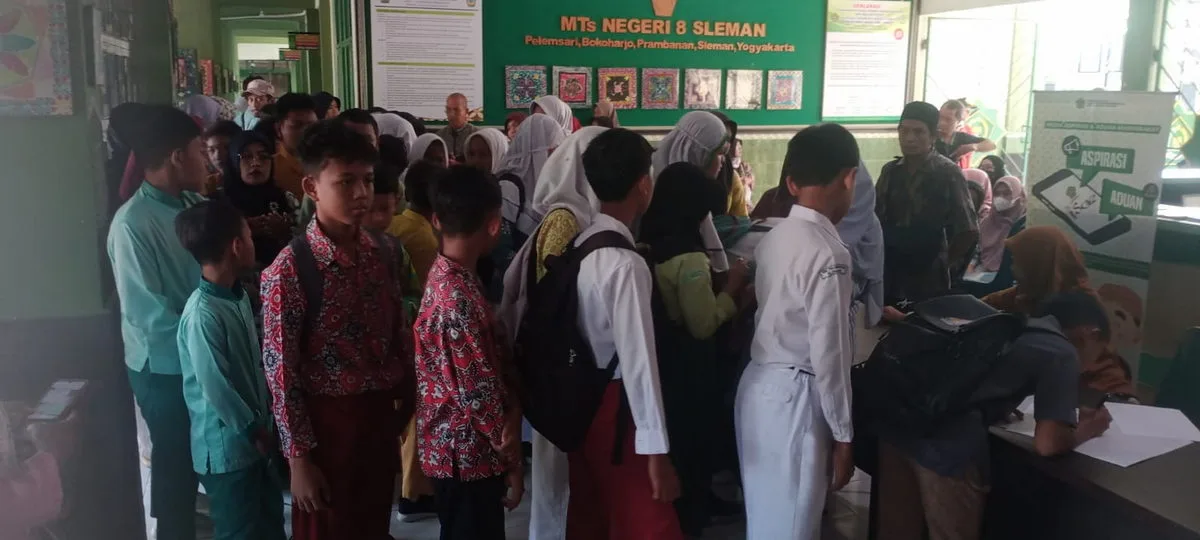 Antusiasme Calon Siswa Baru MTsN 8 Sleman Ikuti Ujian CBT Jalur Prestasi Tahun Ajaran 2025/2026