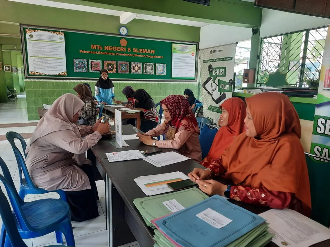 MTsN 8 Sleman Terima 39 Siswa Jalur Prestasi, Daftar Ulang Berjalan Lancar