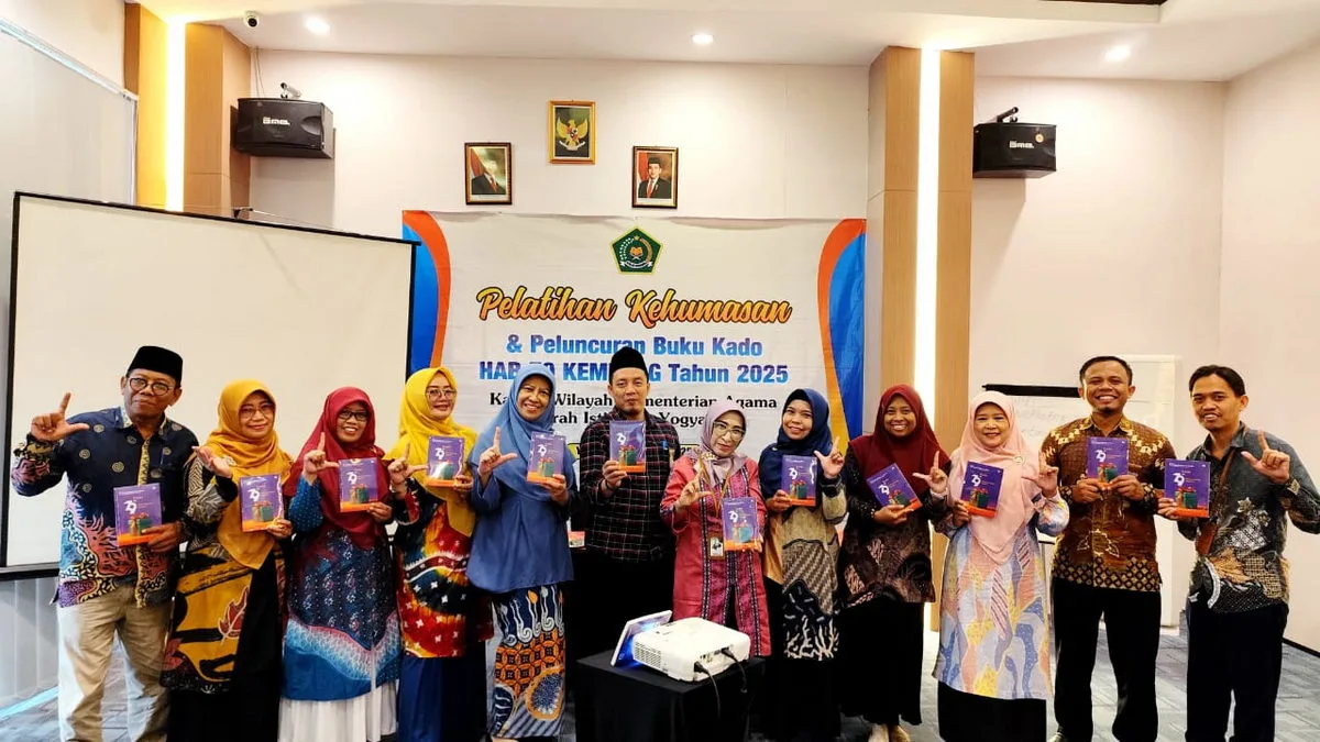 Guru MTsN 6 Sleman Ikuti Launching Buku Kado Kemenag